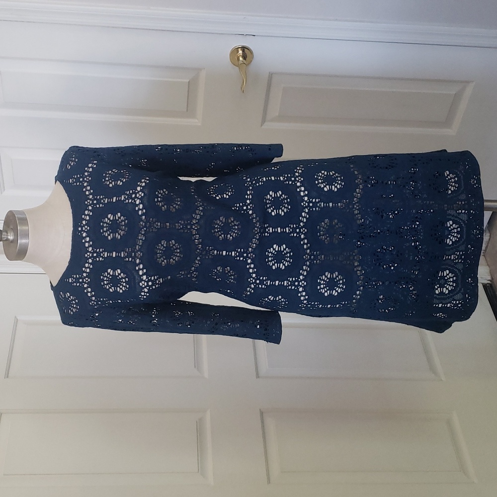 Chico's Camille Crochet Lace Shift Dress Teal Blue Size 1 S Bell Sleeve - Picture 3 of 14